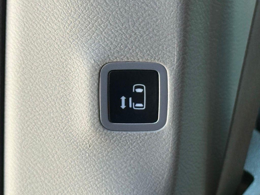 Chrysler Voyager  2022