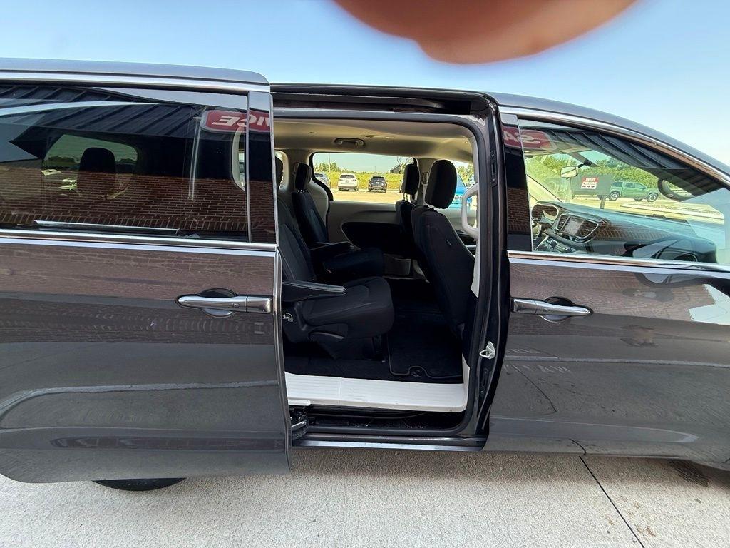 Chrysler Voyager  2022