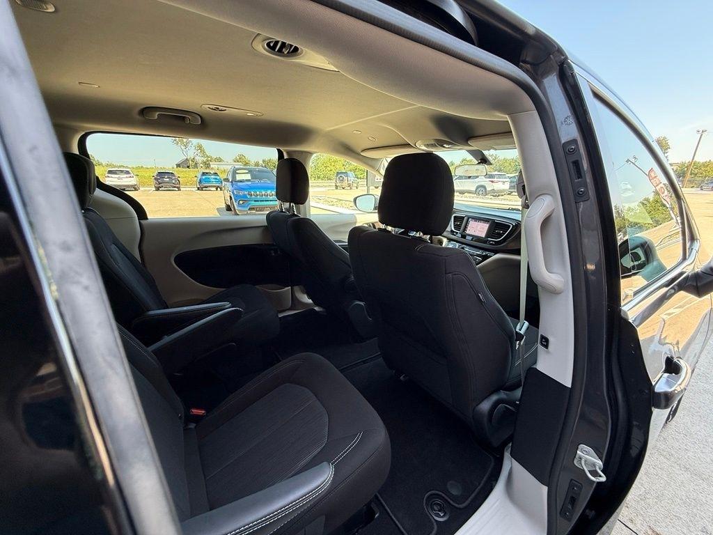 Chrysler Voyager  2022