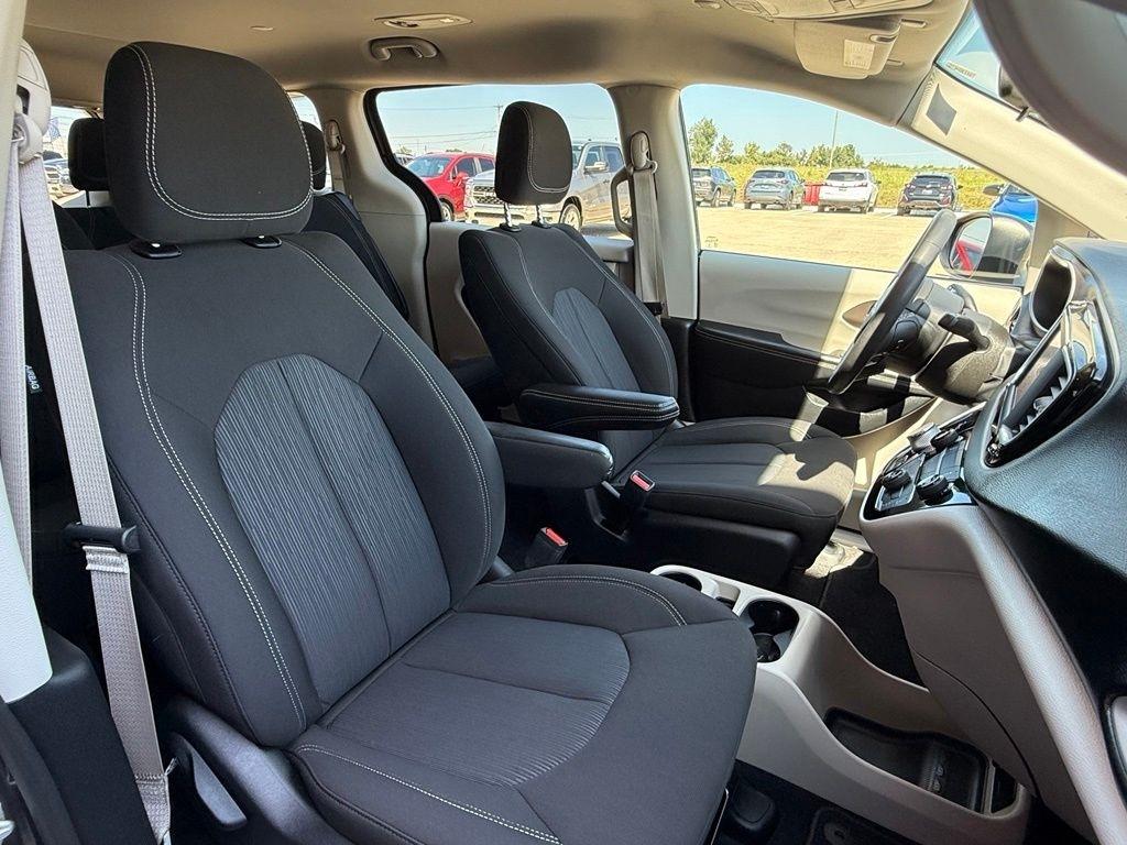 Chrysler Voyager  2022
