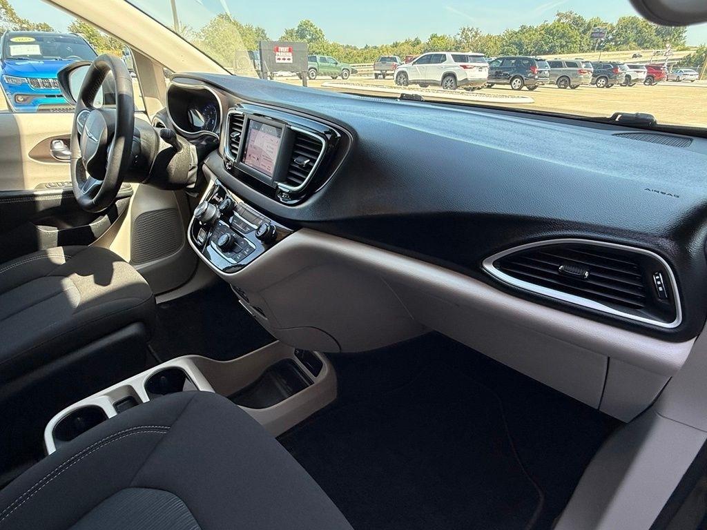 Chrysler Voyager  2022
