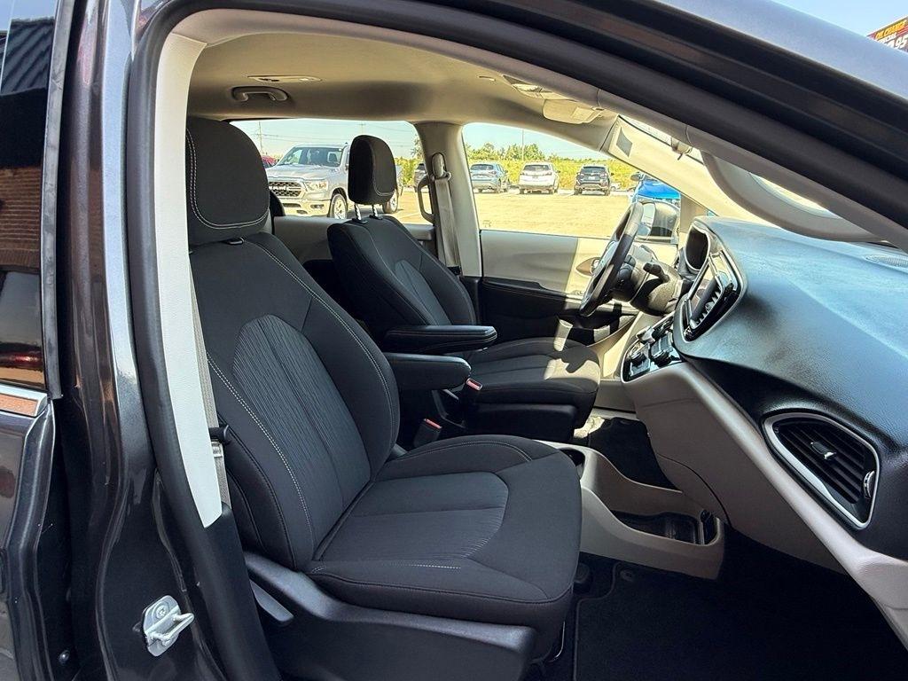 Chrysler Voyager  2022
