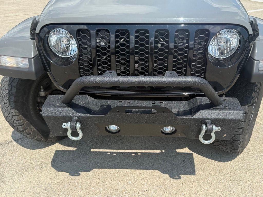 Jeep Gladiator  2021