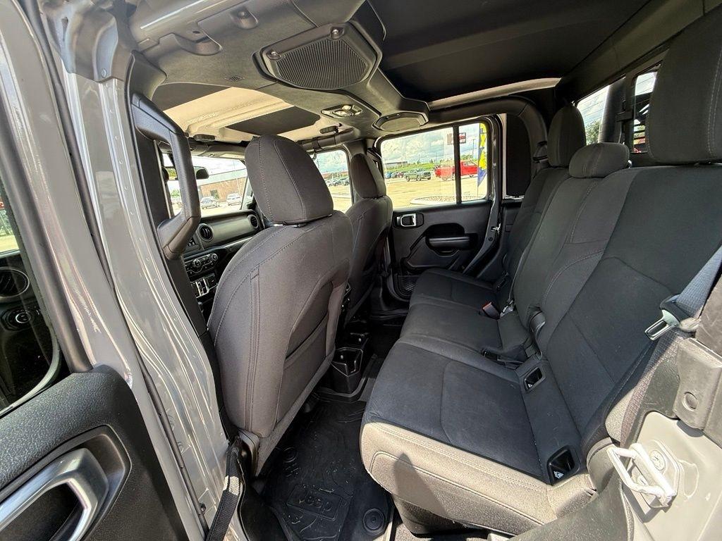 Jeep Gladiator  2021