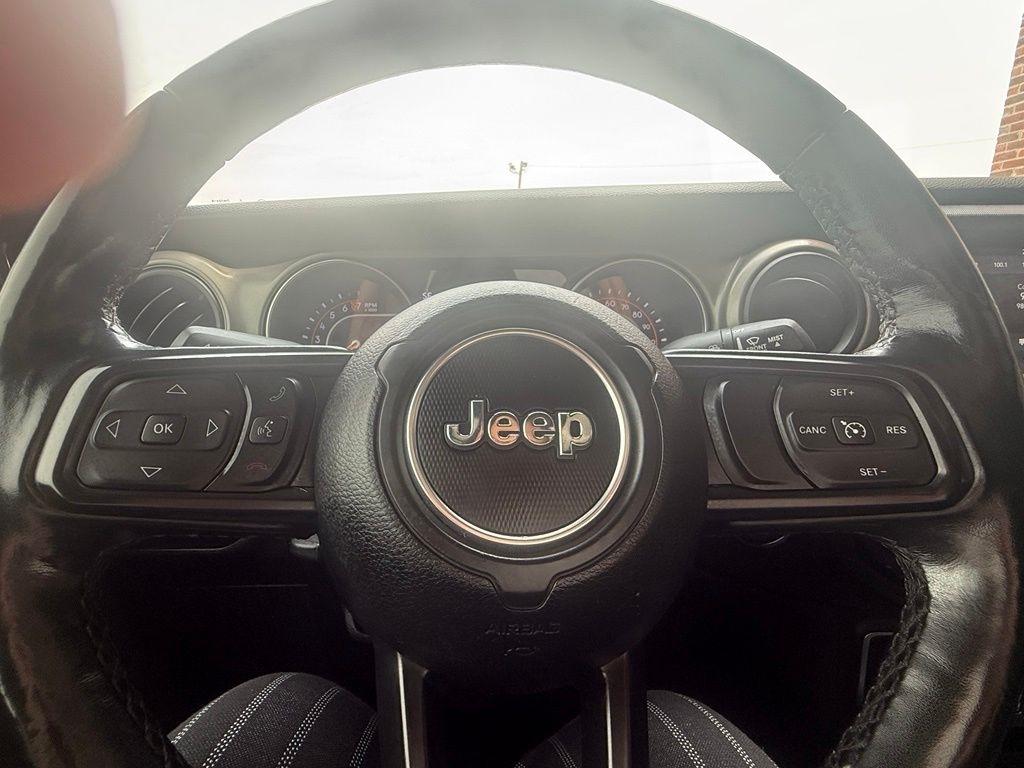 Jeep Gladiator  2021