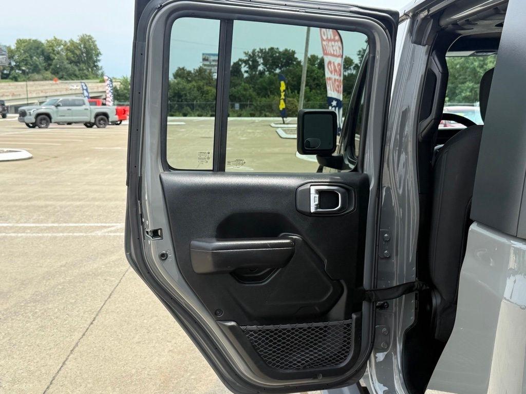 Jeep Gladiator  2021