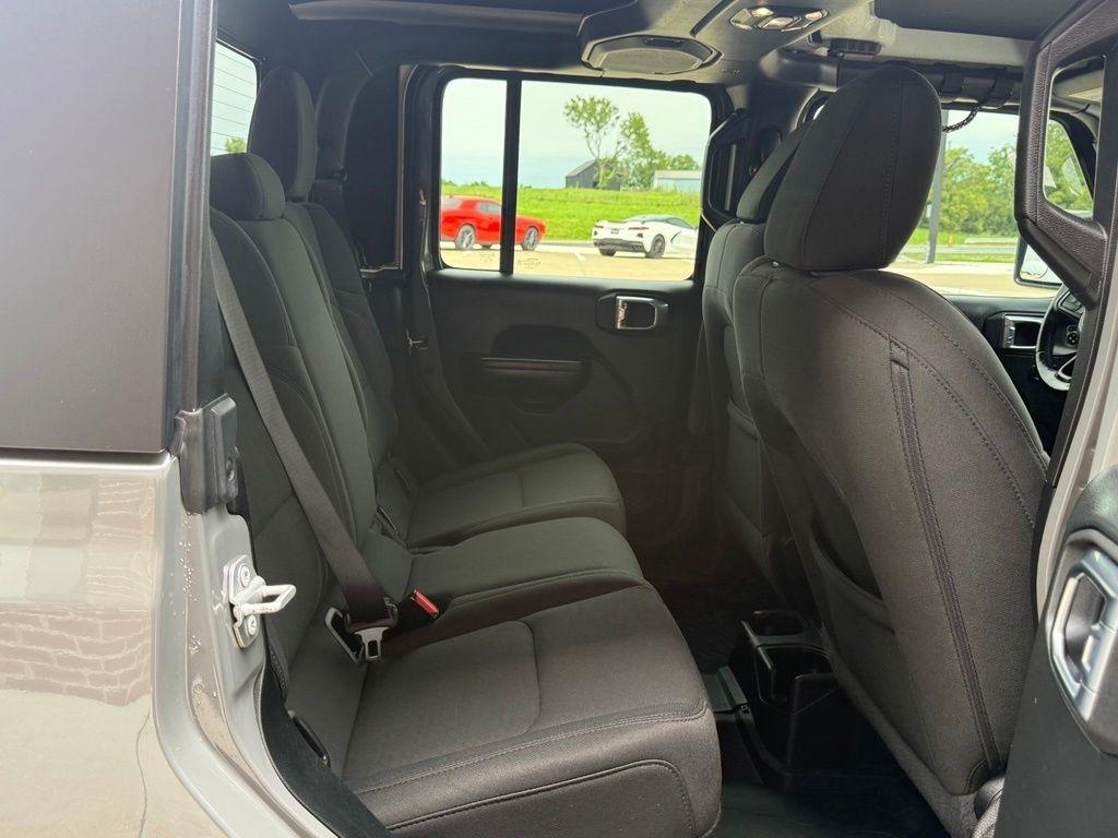 Jeep Gladiator  2021