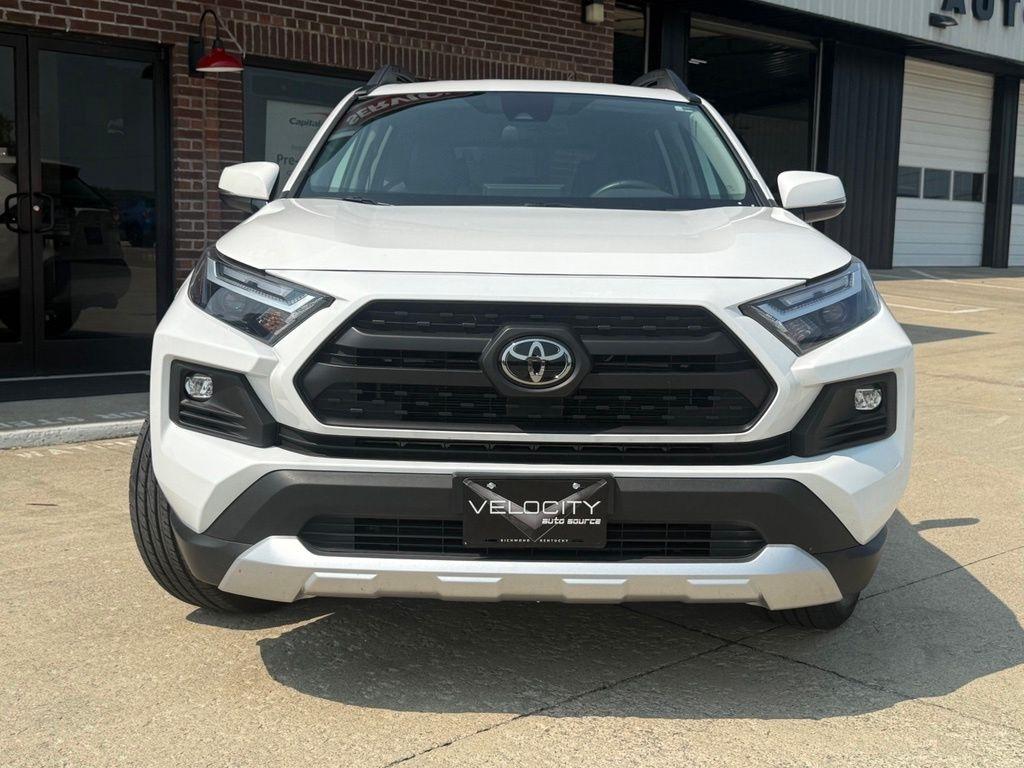 Toyota RAV4  2024
