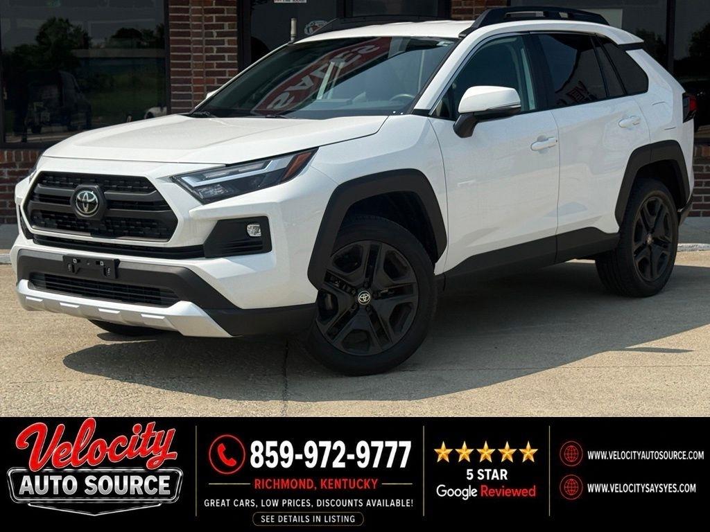 Toyota RAV4  2024