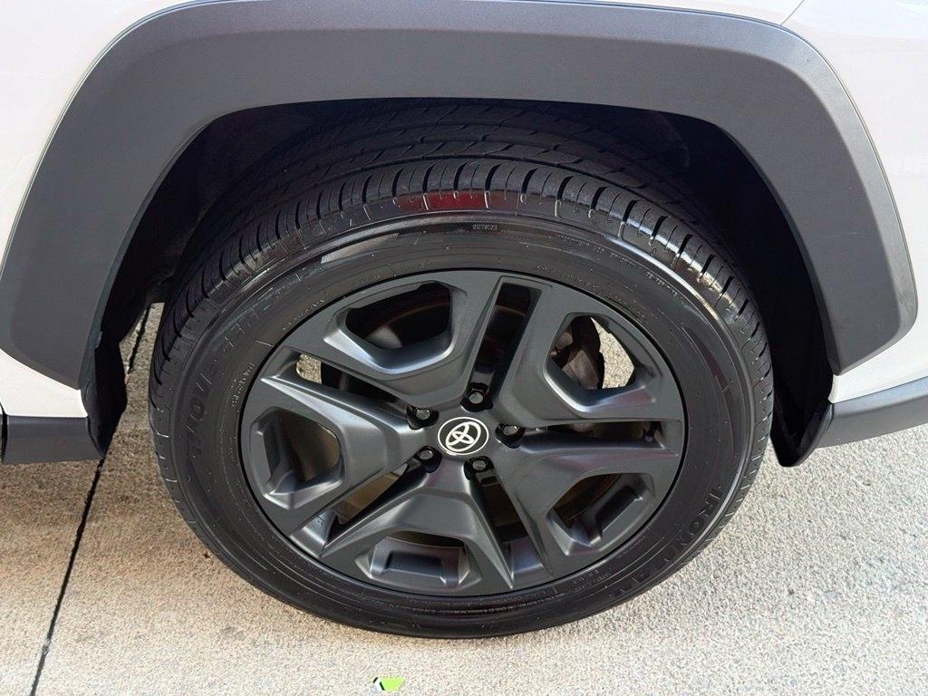 Toyota RAV4 Adventure AWD (Natl) 2024