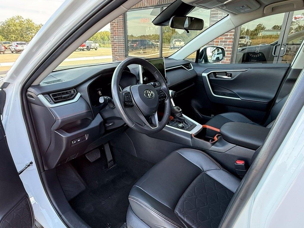 Toyota RAV4 Adventure AWD (Natl) 2024