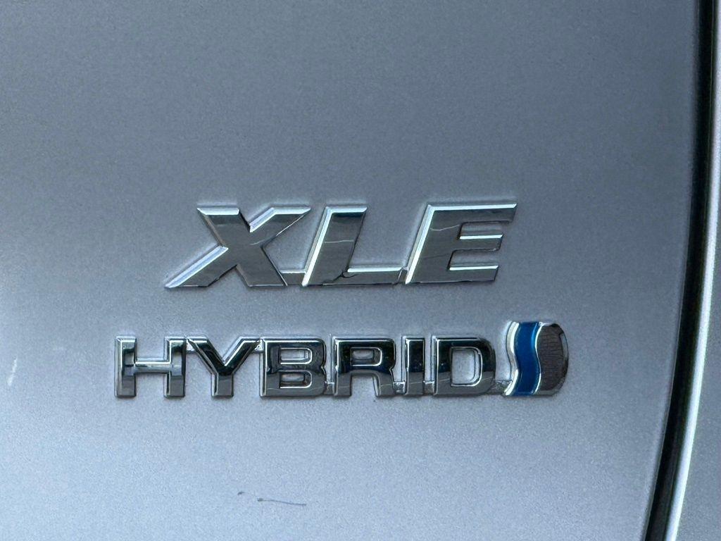 Toyota RAV4 Hybrid  2023