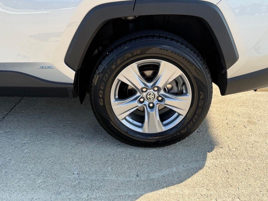 Toyota RAV4 Hybrid  2023