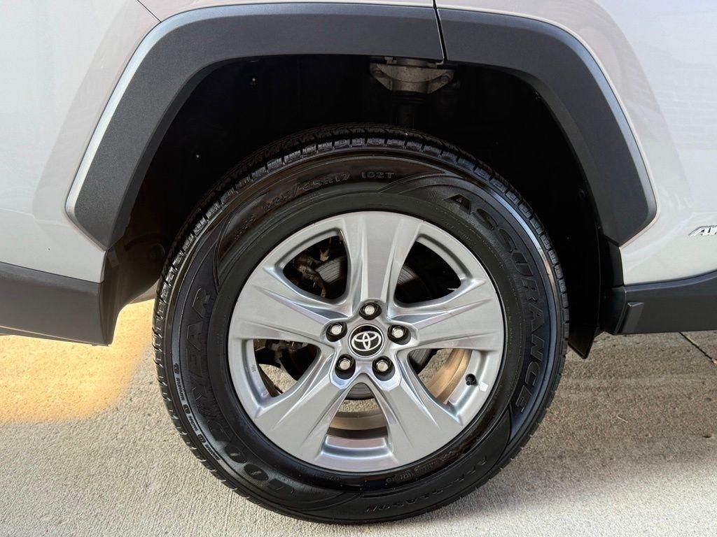 Toyota RAV4 Hybrid  2023