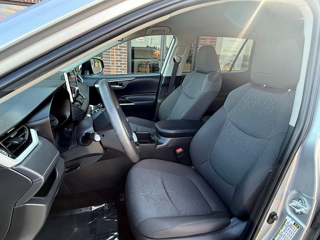 Toyota RAV4 Hybrid  2023