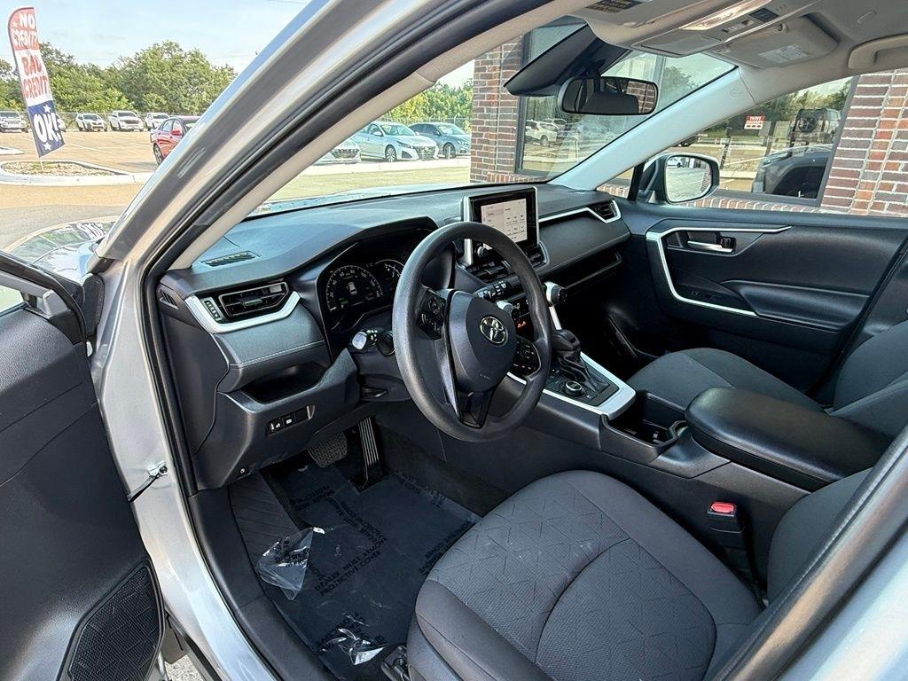 Toyota RAV4 Hybrid  2023