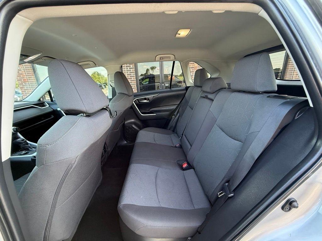 Toyota RAV4 Hybrid  2023