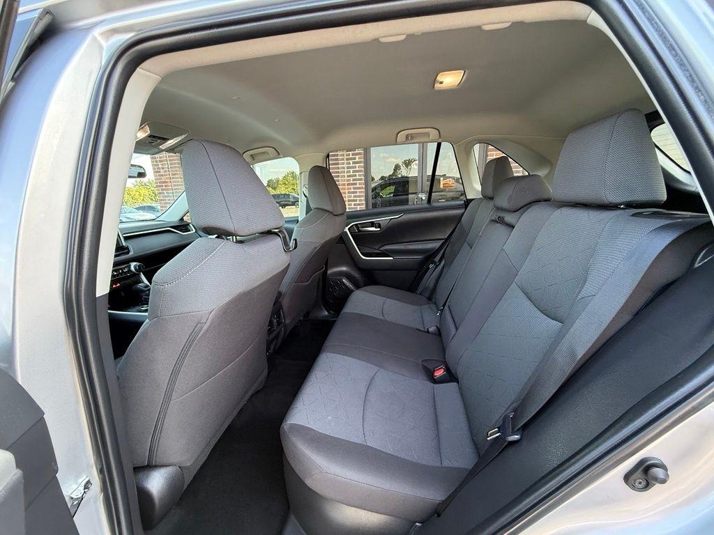 Toyota RAV4 Hybrid  2023