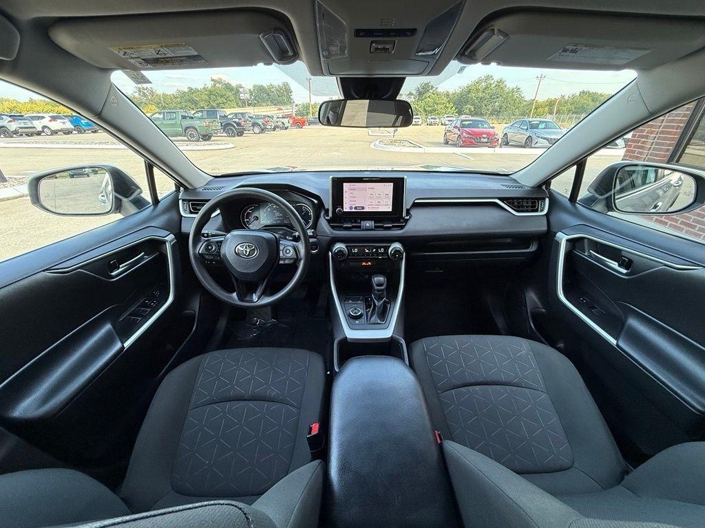 Toyota RAV4 Hybrid  2023