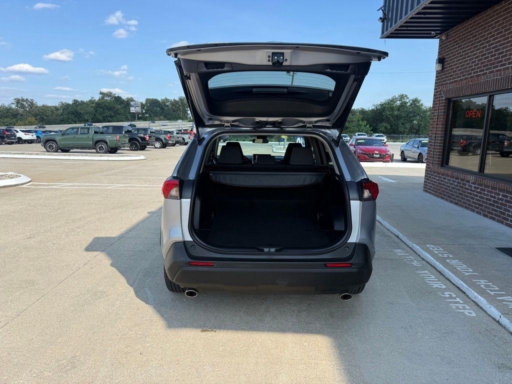 Toyota RAV4 Hybrid  2023