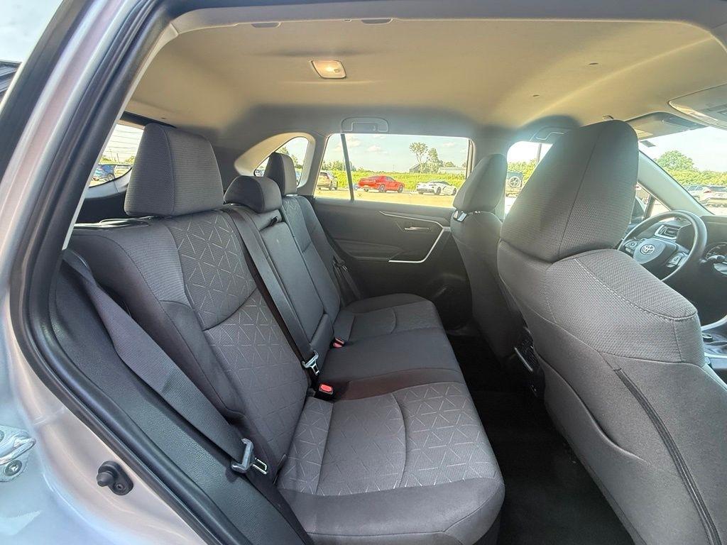 Toyota RAV4 Hybrid  2023