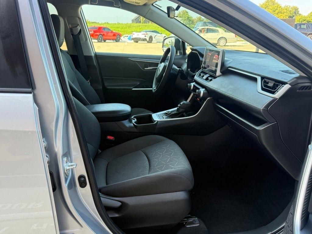 Toyota RAV4 Hybrid  2023