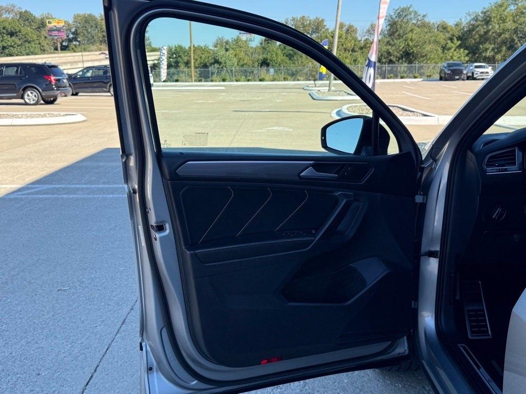 Volkswagen Tiguan 2.0T SE R-Line Black 4MOTION 2023