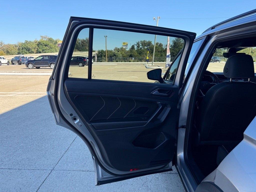 Volkswagen Tiguan 2.0T SE R-Line Black 4MOTION 2023