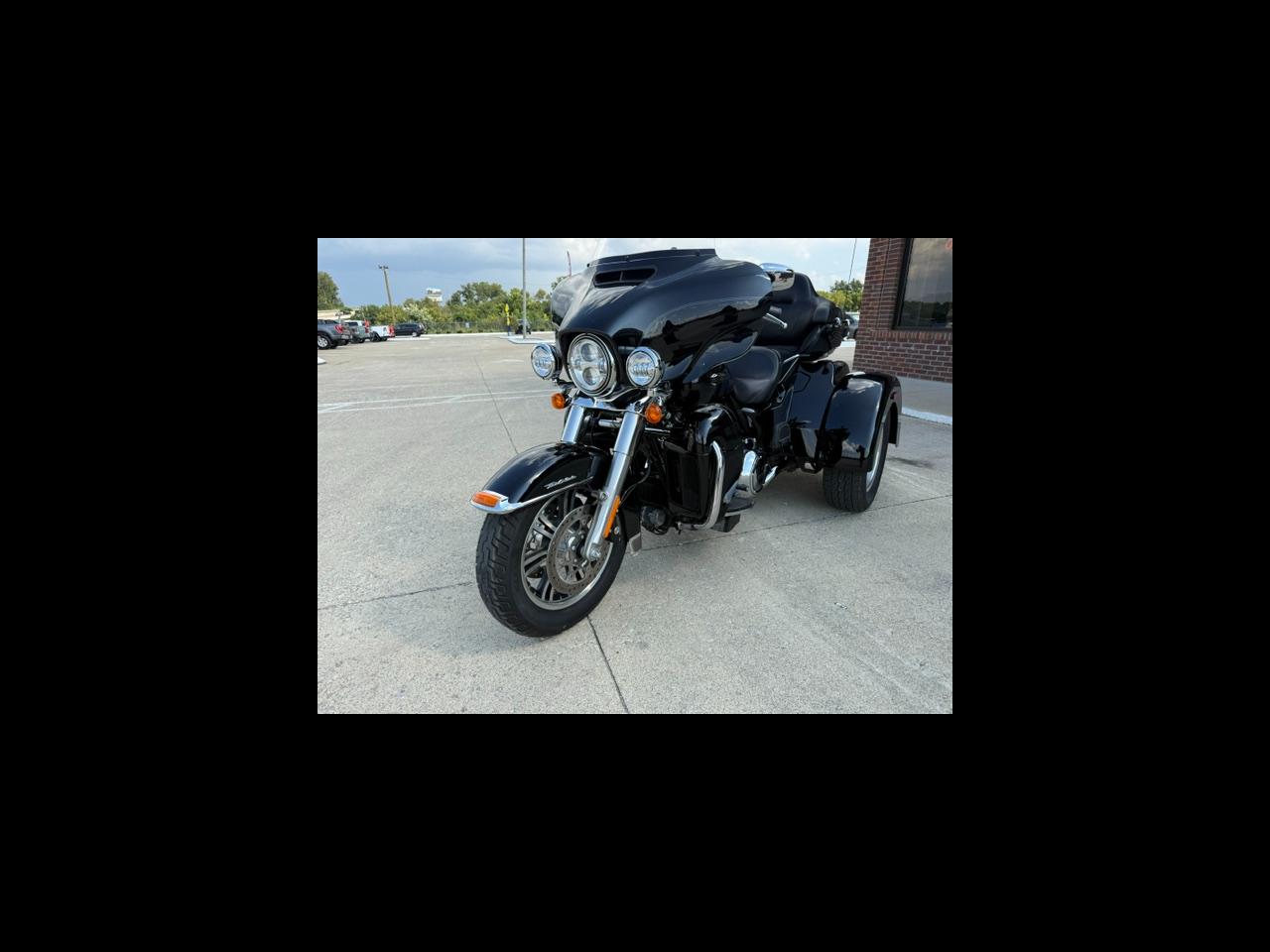 2019 Harley-Davidson FLHTCUTG 