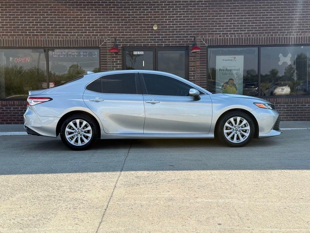 Toyota Camry  2020