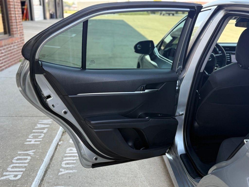 Toyota Camry  2020