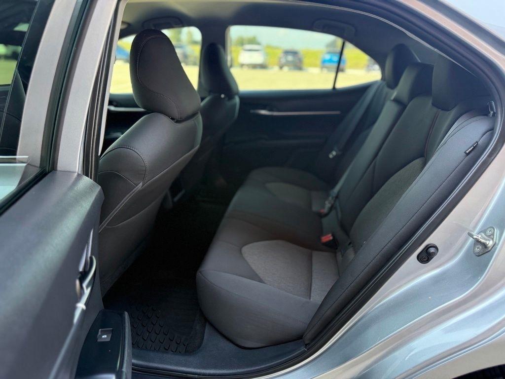 Toyota Camry  2020