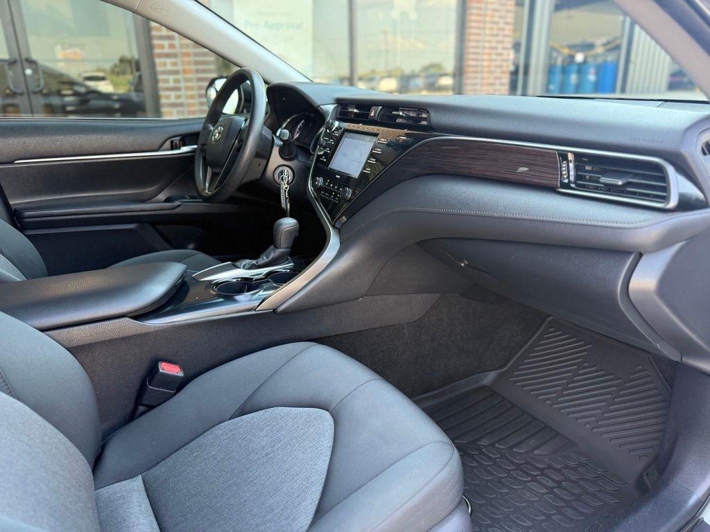 Toyota Camry  2020