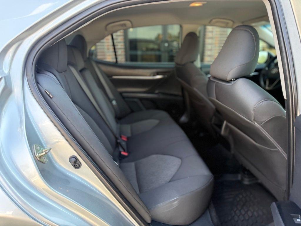 Toyota Camry  2020
