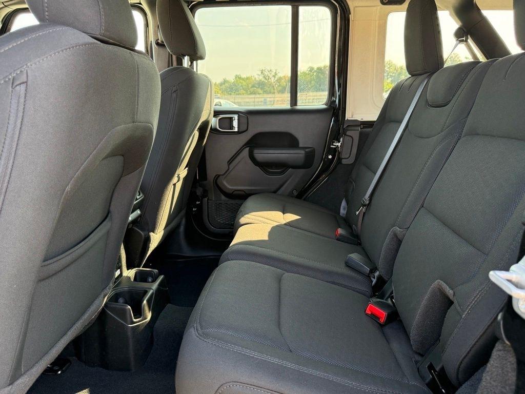 Jeep Wrangler  2023