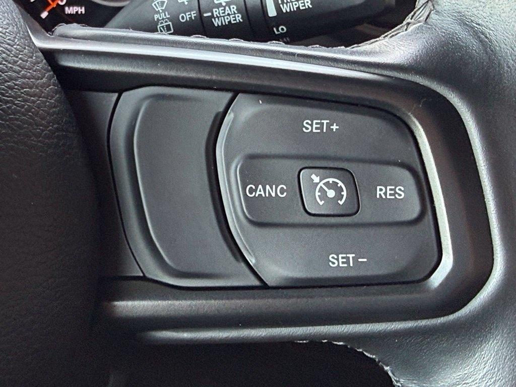 Jeep Wrangler Willys 4 Door 4x4 2023