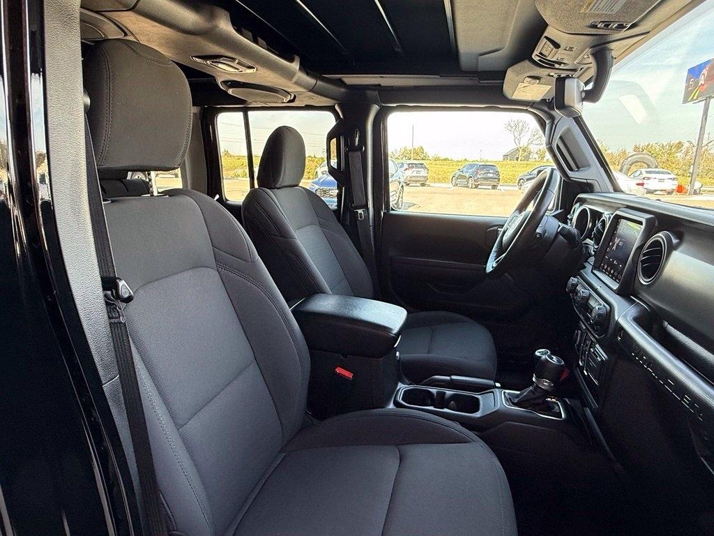 Jeep Wrangler Willys 4 Door 4x4 2023