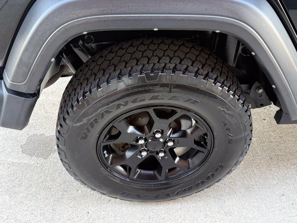 Jeep Wrangler Willys 4 Door 4x4 2023