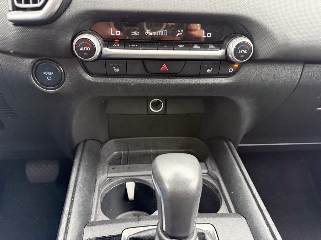 Mazda CX-50  2025