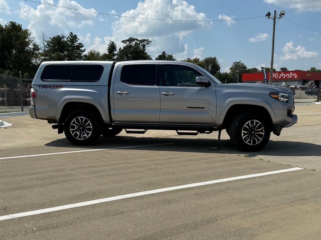 Toyota Tacoma  2021