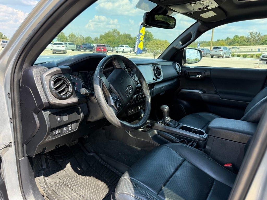 Toyota Tacoma  2021