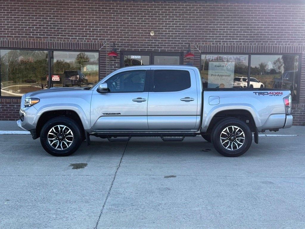 Toyota Tacoma TRD Sport Double Cab 5' Bed V6 MT (Natl) 2021