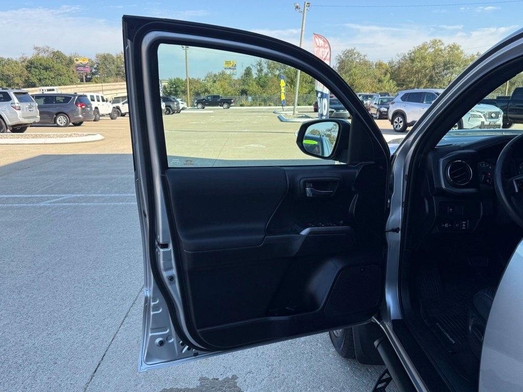Toyota Tacoma TRD Sport Double Cab 5' Bed V6 MT (Natl) 2021