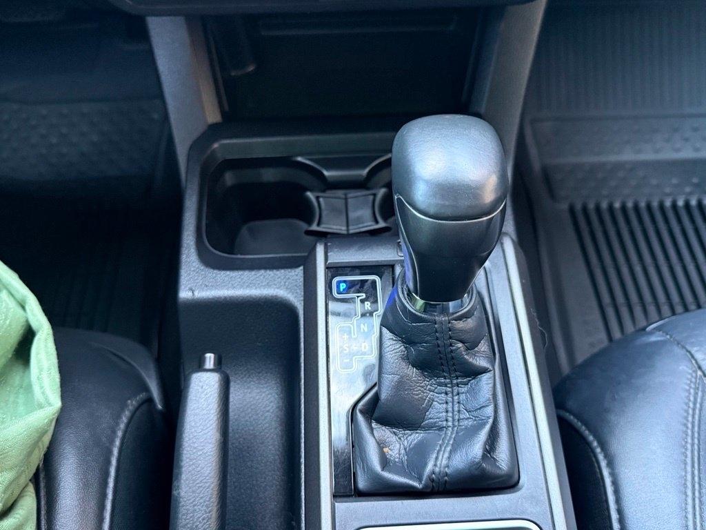 Toyota Tacoma TRD Sport Double Cab 5' Bed V6 MT (Natl) 2021