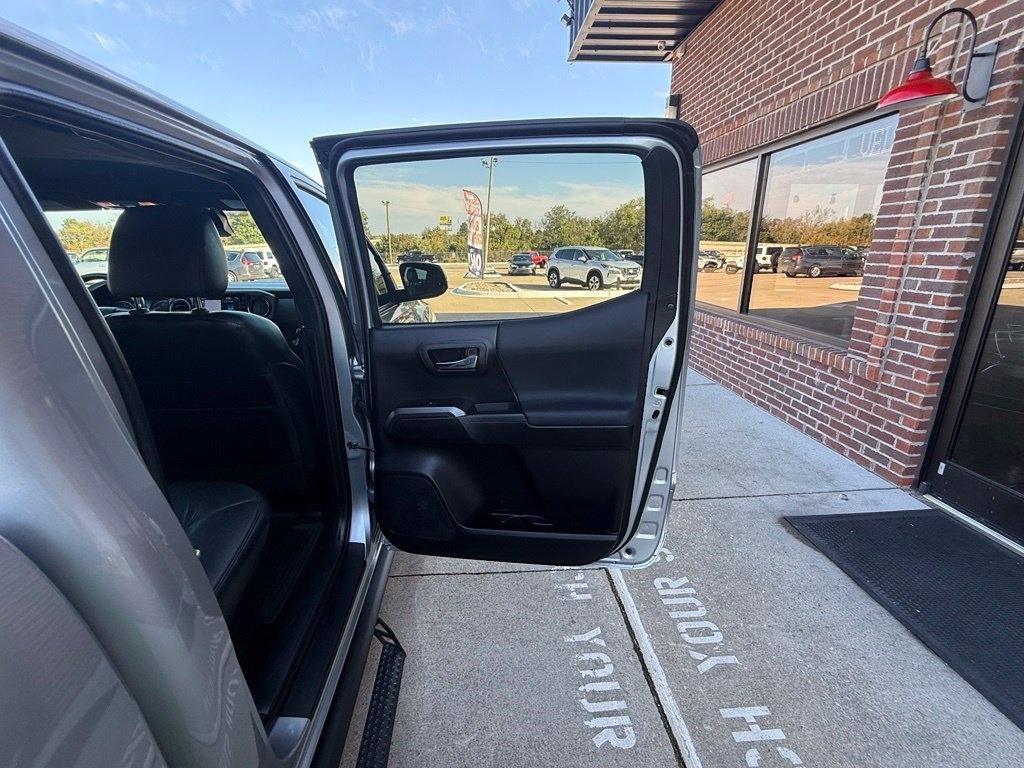 Toyota Tacoma TRD Sport Double Cab 5' Bed V6 MT (Natl) 2021