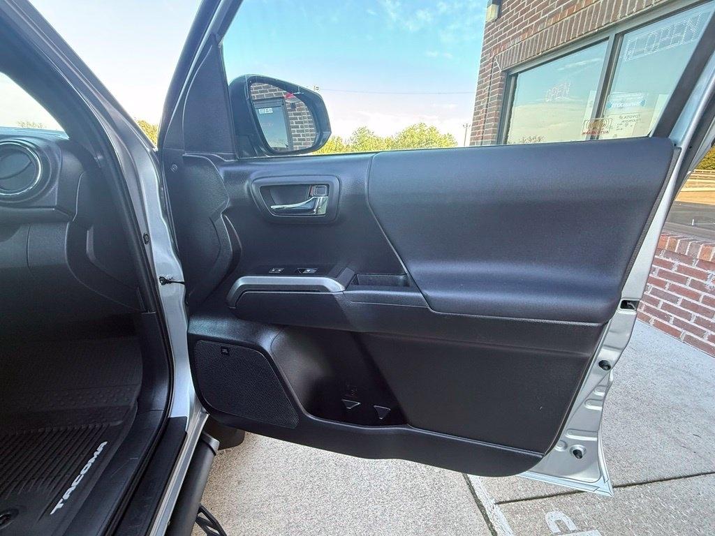 Toyota Tacoma TRD Sport Double Cab 5' Bed V6 MT (Natl) 2021