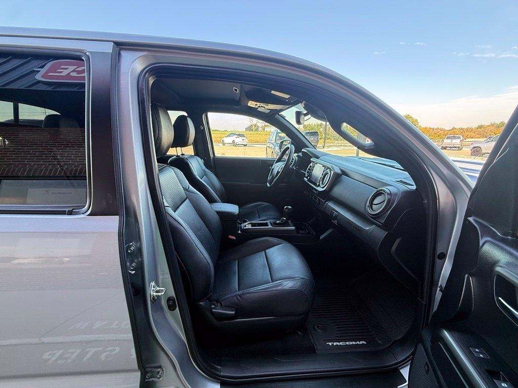 Toyota Tacoma TRD Sport Double Cab 5' Bed V6 MT (Natl) 2021