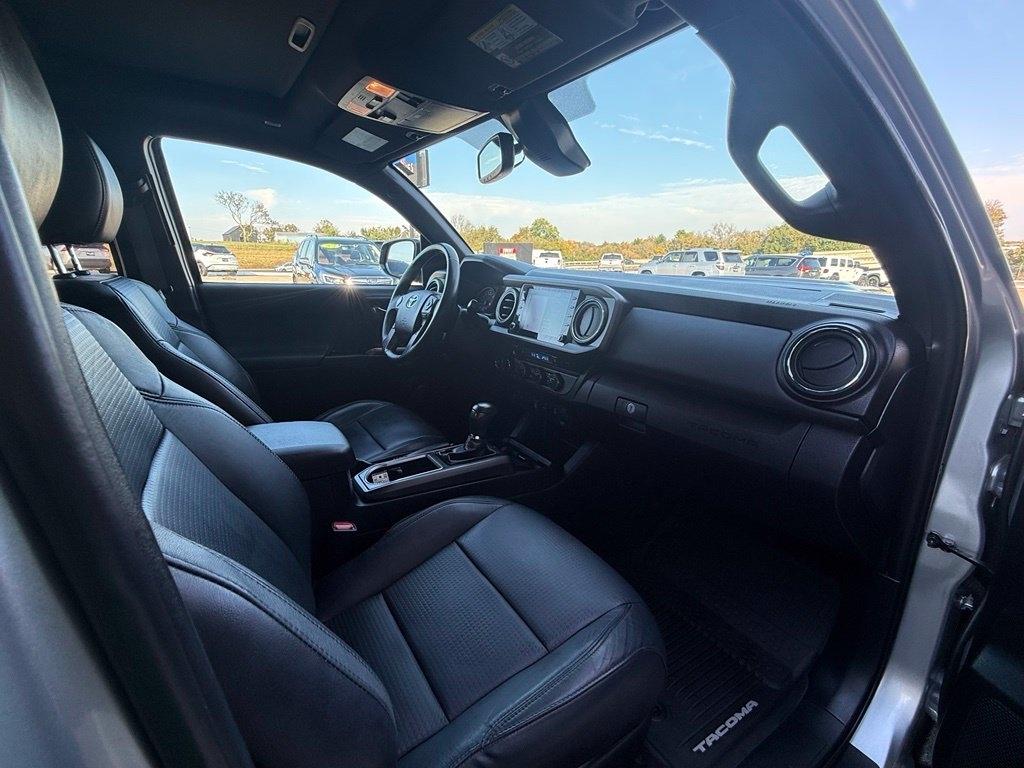 Toyota Tacoma TRD Sport Double Cab 5' Bed V6 MT (Natl) 2021
