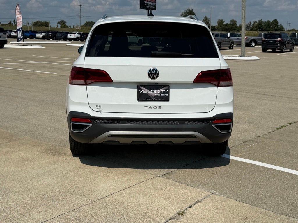 Volkswagen Taos  2024