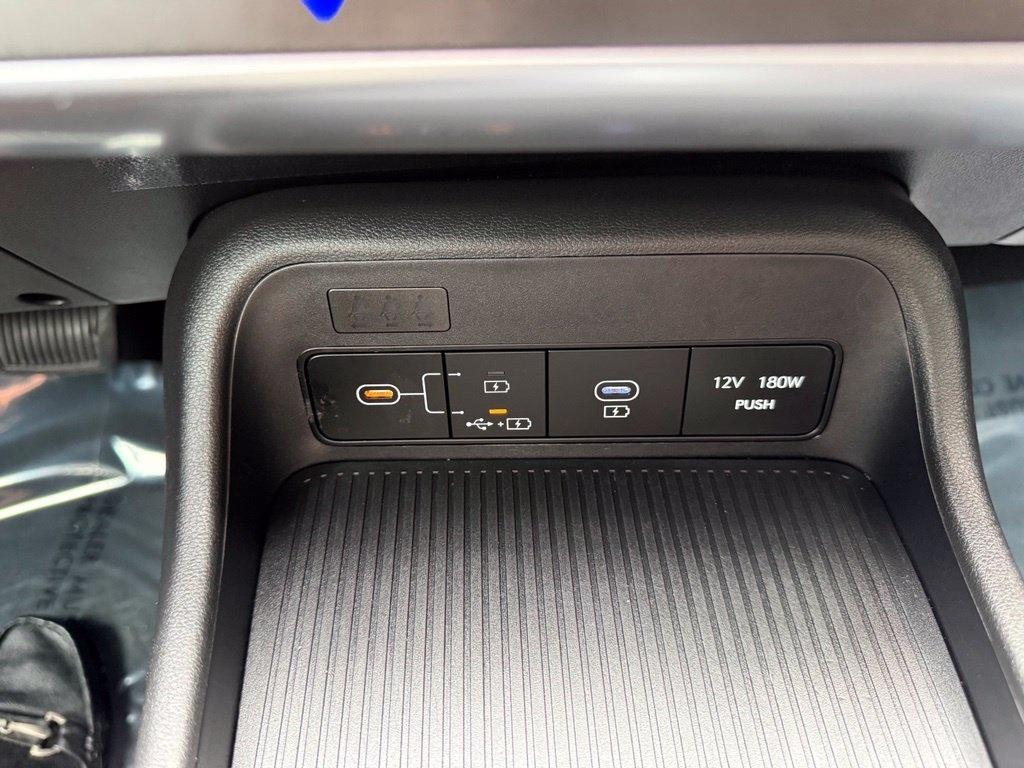 Hyundai Kona SEL AWD 2024